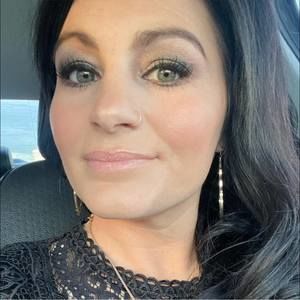 Meet your Posher, Marisa